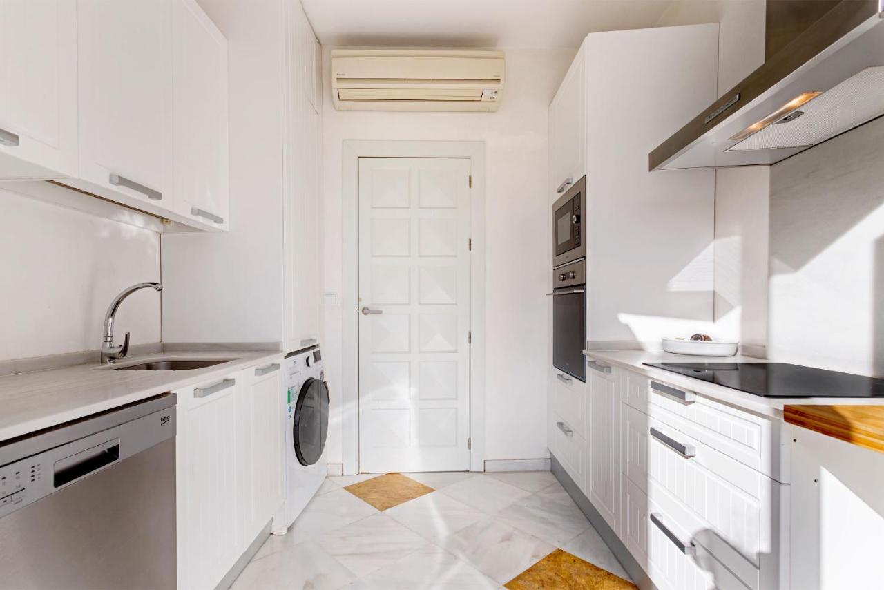 Genteel Home Abades Sevilla Exterior foto